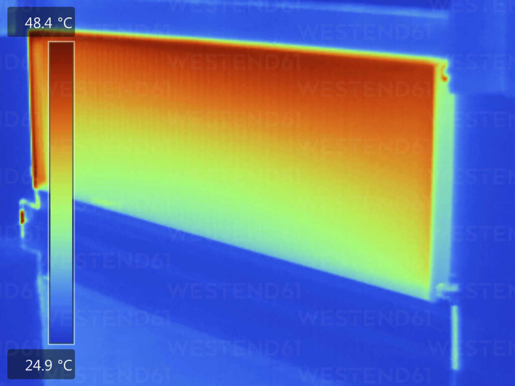 Thermal image of radiator